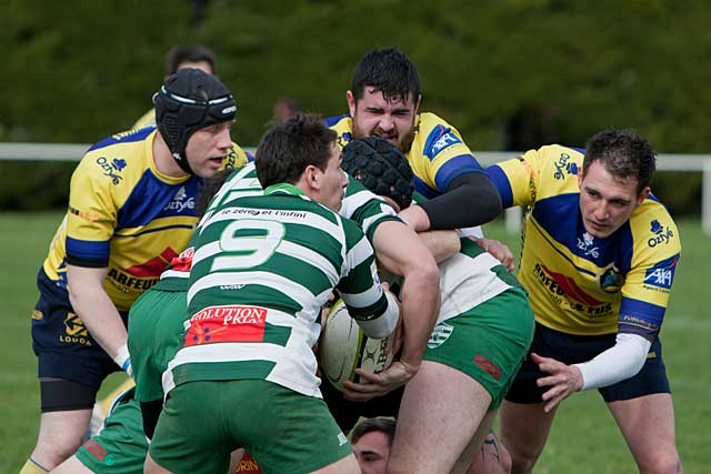 Les Vernois se sont enhardis, dominant la fin de la rencontre Les Vernois se sont enhardis, dominant la fin de la rencontre