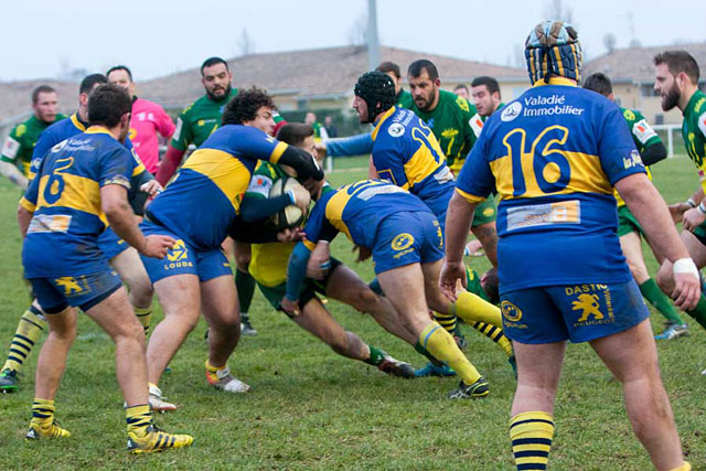 Dans la confrontation, Paul Bouyou et ses copains ne se sont pas sortis.... Dans la confrontation, Paul Bouyou et ses copains ne se sont pas sortis....