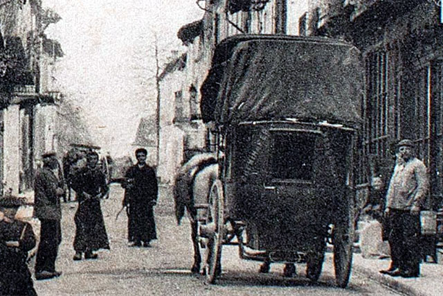 En à peine 20 ans, on sera passé de la diligence à l'autocar. - | Mémoire de Villeréal, Droits réservés