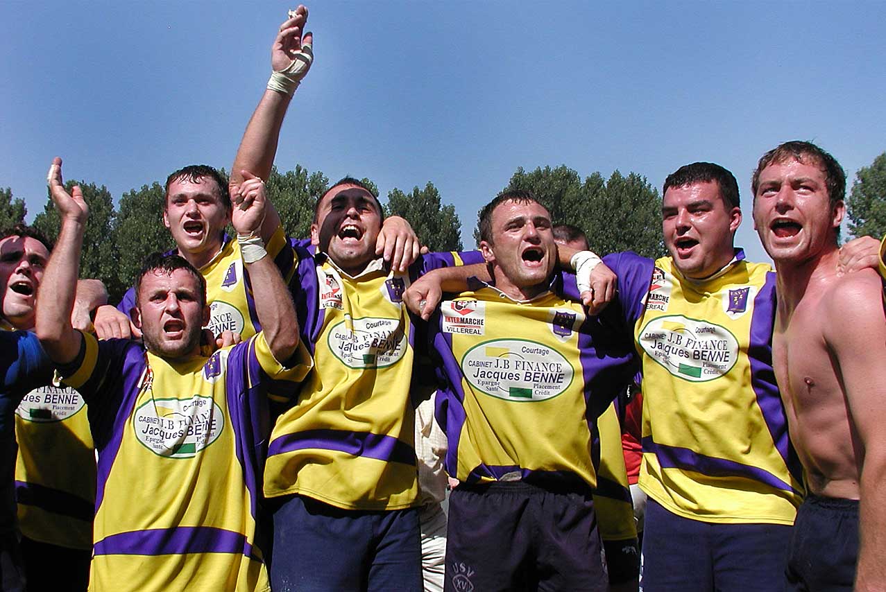 Assurés de leur retour en Fédérale 3, les Jaune et Bleu se lancent à la conquête du titre suprême !... - | Mémoire de Villeréal © Jean-Paul Épinette. Assurés de leur retour en Fédérale 3, les Jaune et Bleu se lancent à la conquête du titre suprême !... - | Mémoire de Villeréal © Jean-Paul Épinette.